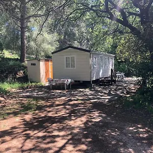  Hébergement de vacances Aux Pied De La Forêt à 5 Mm Des Plages France