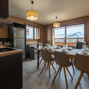  Appartement Odyssee Crc01 Traversant Sur Les Pistes France